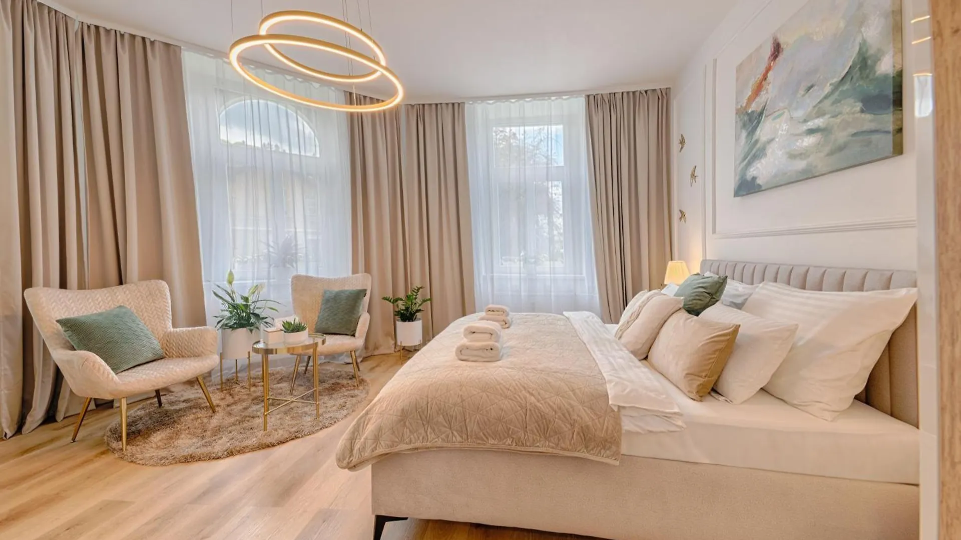 شقة Luxury New Apt Near The Colonnade With Parking & 4 Min To The Center - Near The Forest Mariánské Lázně